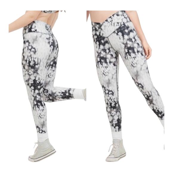 aerie Pants - Offline by Aerie S Long High Rise Crossover Leggings White Silver Marble NWT